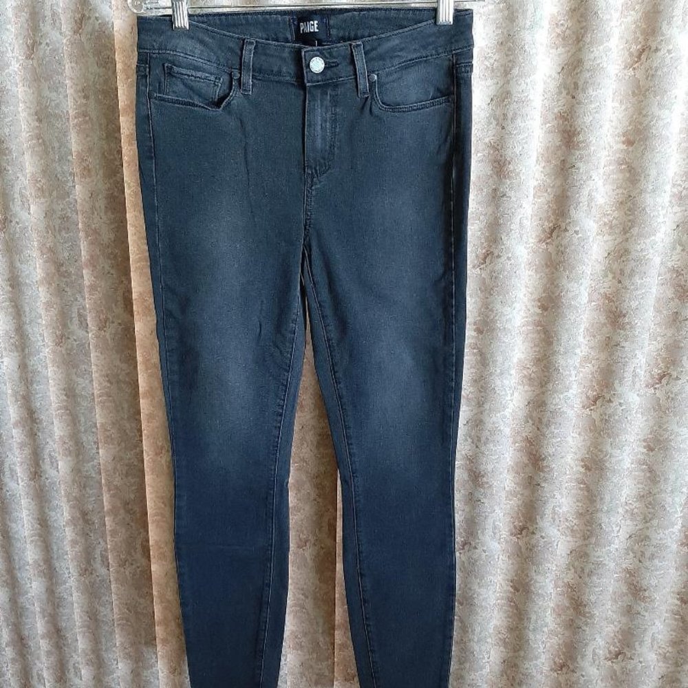 NWOT Paige faded black verdugo ankle jeans 30